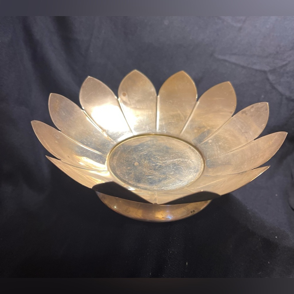 Vintage Leonard Silver Plate Lotus Flower Dish